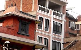 Looniva Guest House